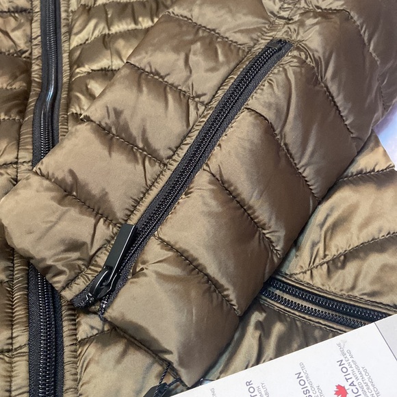 NWT BADGLEY MISCHKA Size XS Light Weight Packable Puffer Jacket Olive - Picture 3 of 13